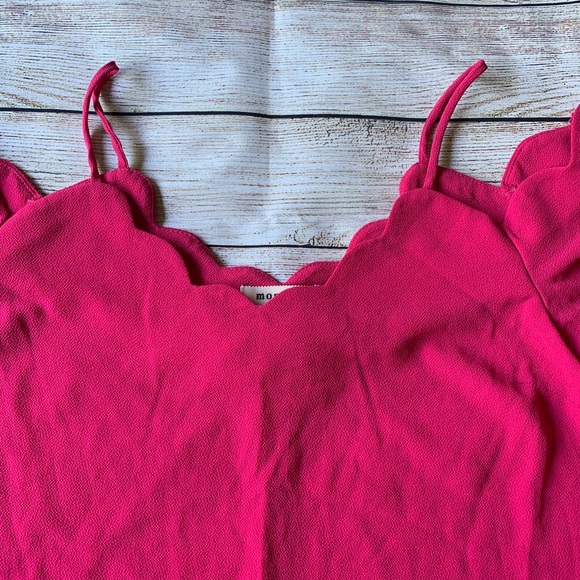 Monteau | Scalloped Edge Cold Shoulder Too - Picture 2 of 6